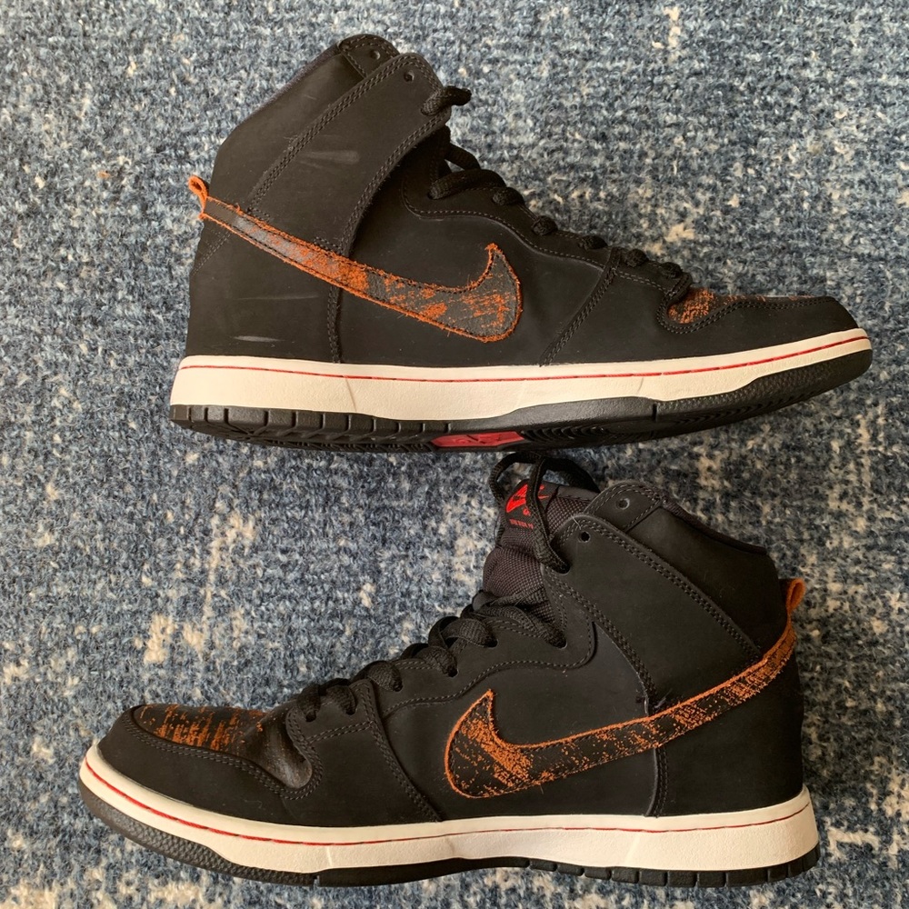 Nike Dunk SB Men’s Size 12 “Distressed Leather”